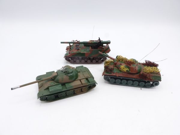 Roco Minitanks Group of tanks - collector's painting, condition see photos
