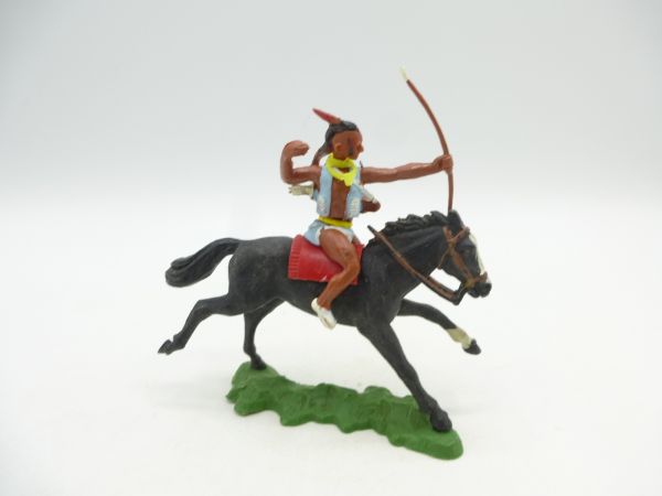 Britains Swoppets Iroquois riding, shooting bow - rare colour (light blue)