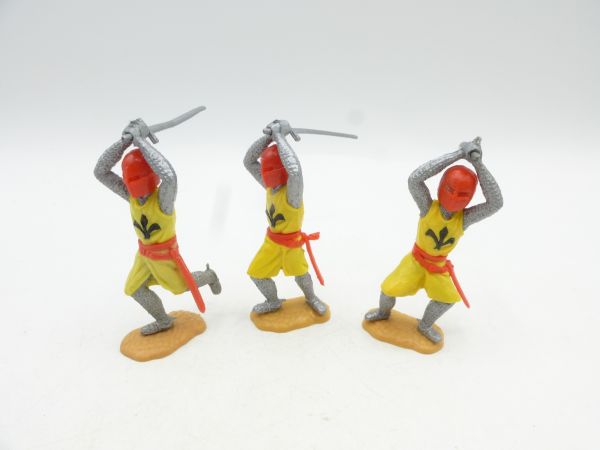 Timpo Toys 3 Mittelalterritter beidhändig über Kopf schlagend