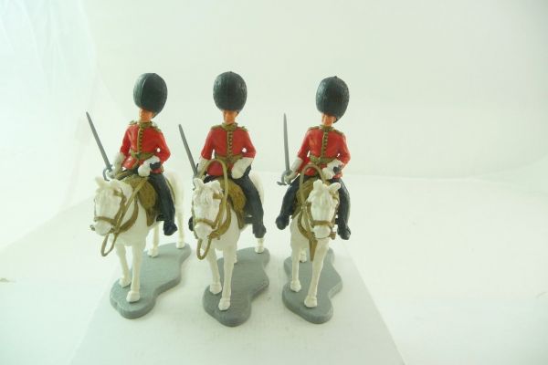 Timpo Toys 3 reitende Offiziere auf weißen Pferden