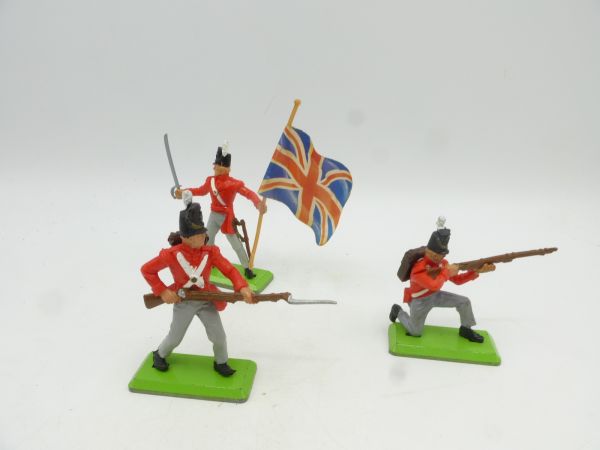 Britains Deetail Waterloo, 3 English / foot soldiers, incl. flag bearer