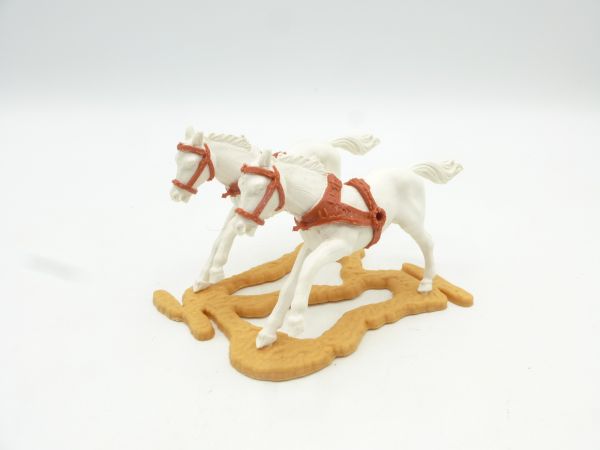 Timpo Toys Long running carriage team, white with brown bridle