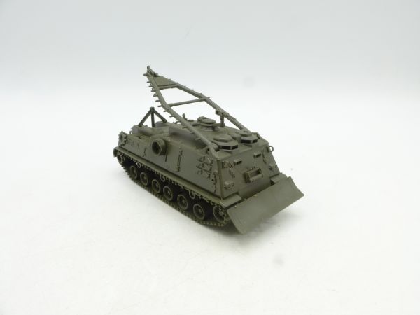 Roco Minitanks Bergepanzer M88