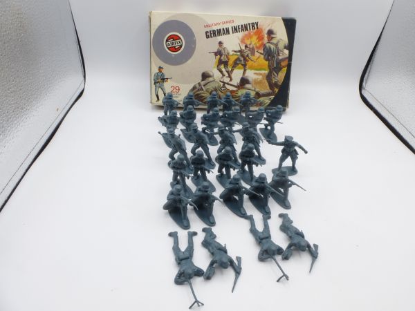 Airfix 1:32 German Infantry - orig. packaging, figures complete + very good condition