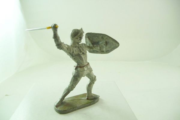 Elastolin 7 cm Knight striking, No. 8931