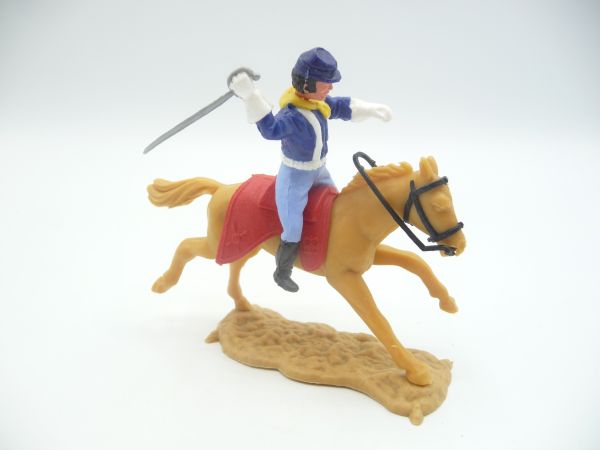 Timpo Toys Union Army Soldier 4th version riding, striking with sabre