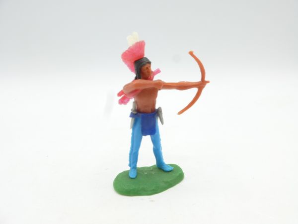 Elastolin 5,4 cm Irokese stehend mit Bogen (2 zusätzl. Waffen im Gurt)