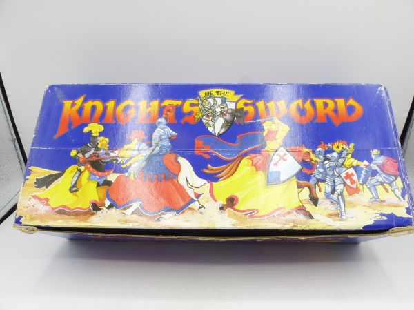 Britains Deetail Counterpack / retailer box with 18 knights, riding