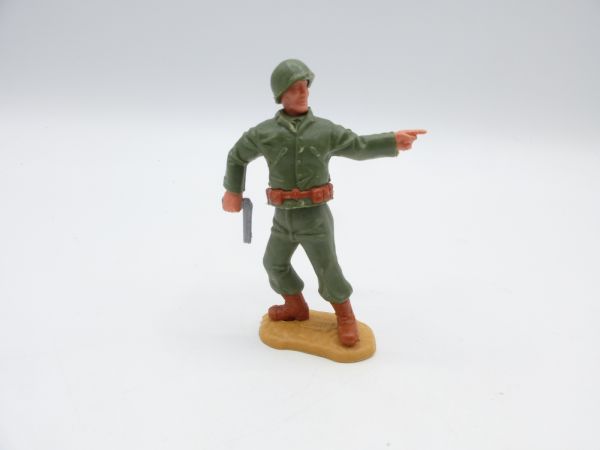 Timpo Toys American standing with pistol, pointing