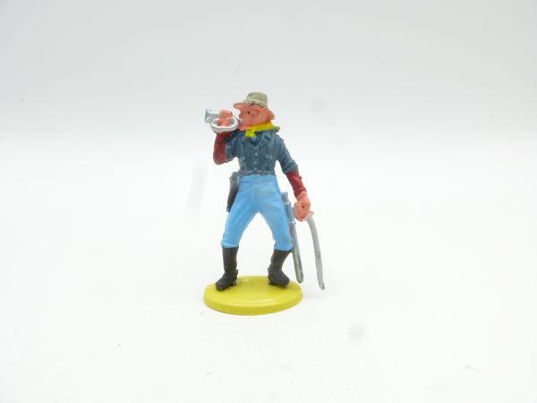 Britains Swoppets Soldier 7th Cavalry standing with trumpet (made in HK)