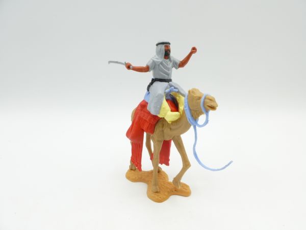 Timpo Toys Camel rider (grey, yellow inner trousers) lunging with sabre