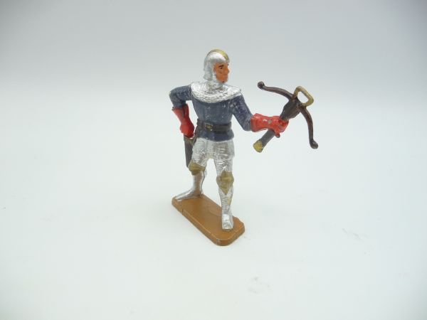 Starlux Knight standing with crossbow, 1st version - early painting