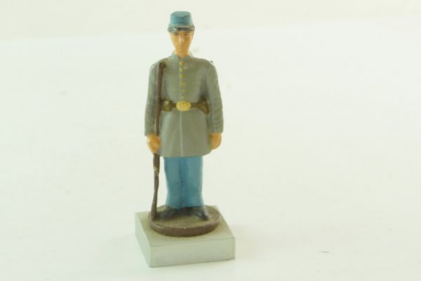 Civil War figure of metal; Confederate Army soldier with rifle at side
