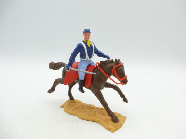 Timpo Toys Northerner 2nd version riding, sabre sideways