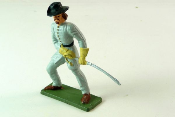Starlux Confederates Army Officer, pulling sabre