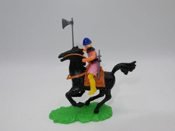 Elastolin 5,4 cm Normanne zu Pferd mit großer Streitaxt
