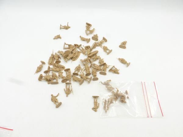 Revell 1:72 German Africa Corps WW II - 52 parts, loose, see photo