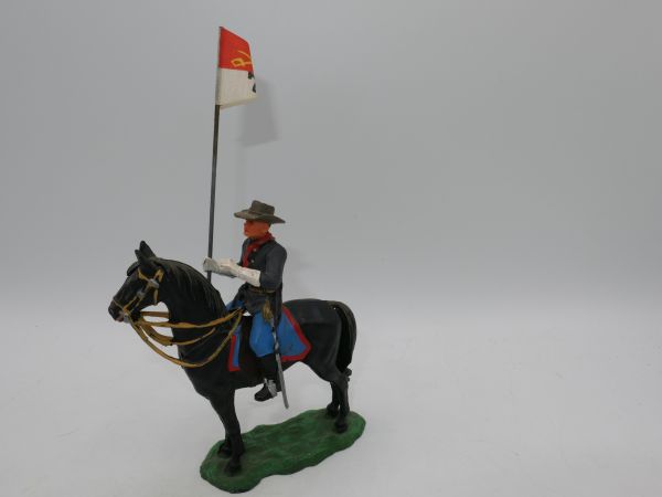 Elastolin 7 cm US cavalryman on horseback with pennant, No. 7032