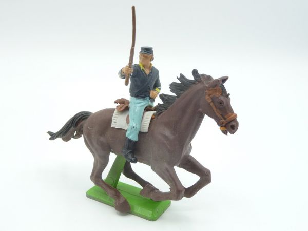Britains Deetail Union Army soldier riding, holding up rifle