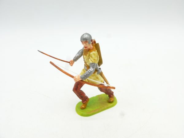 Norman archer running, placing arrow