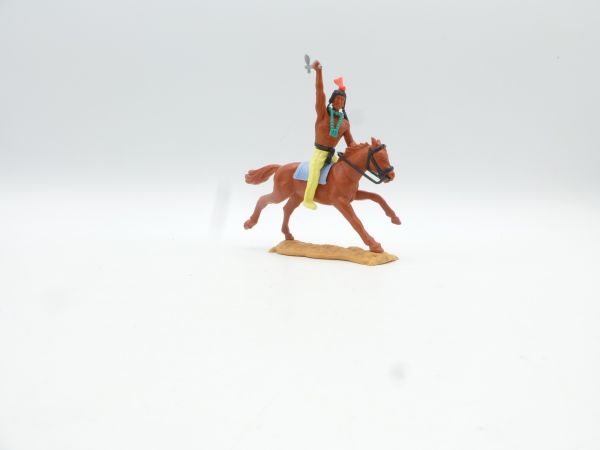 Timpo Toys Indianer 2. Version reitend, Tomahawk oben haltend