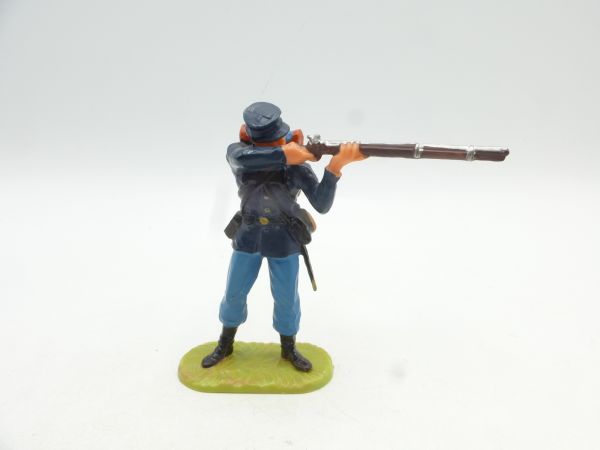 Elastolin 7 cm Northern States: soldier standing shooting, No. 9178