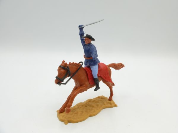 Timpo Toys Union Army soldier 2nd version, officer riding, lunging with sabre from above