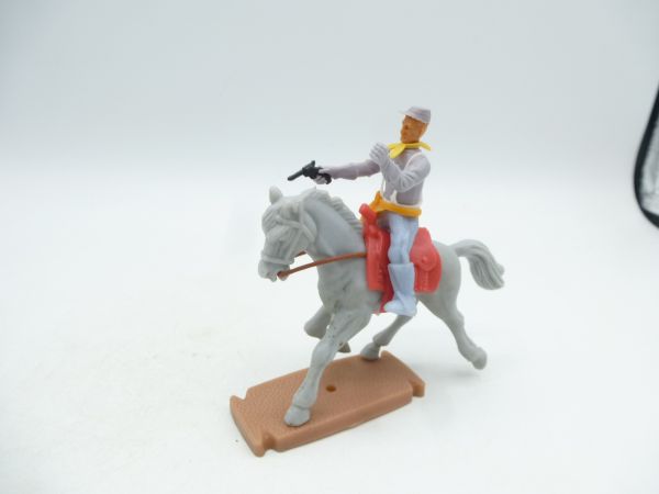 Plasty Southerner riding with pistol + rifle