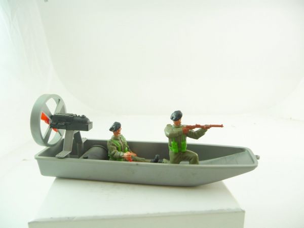 Timpo Toys Storm boat silver with Englishmen with black beret