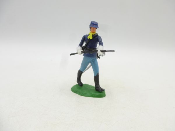 Elastolin 5,4 cm Union Army Soldier advancing with rifle