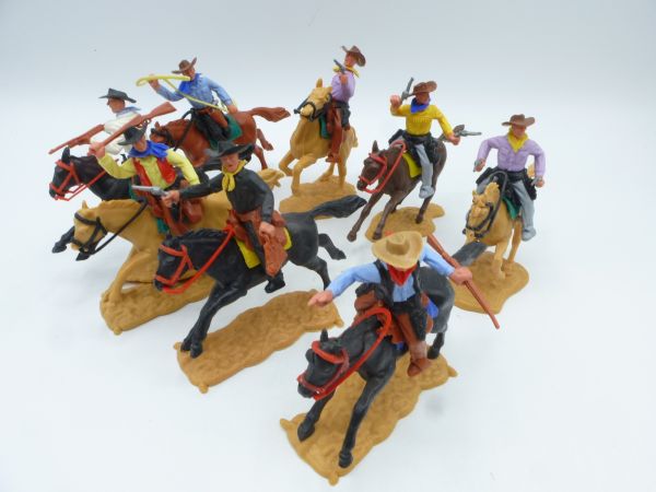 Timpo Toys Cowboys 2nd version riding (8 figures) - nice set