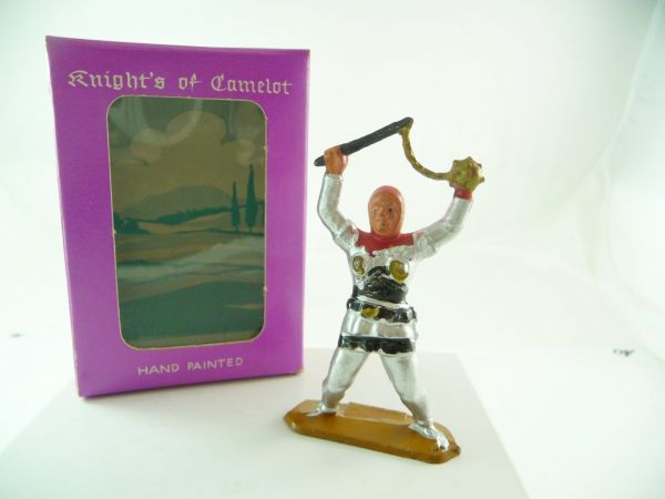 Starlux Knight's of Camelot - knight with flail over head
