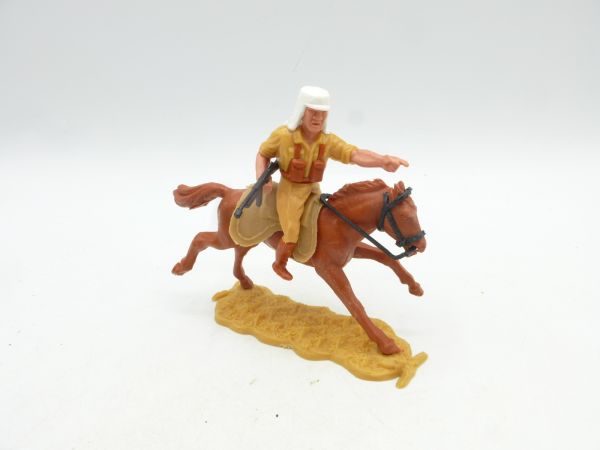 Timpo Toys Foreign Legion: soldier riding with MP, pointing