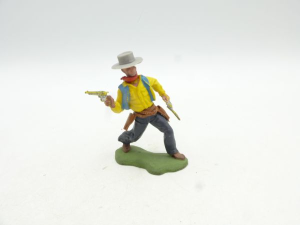 Britains Swoppets Cowboy standing with 2 pistols