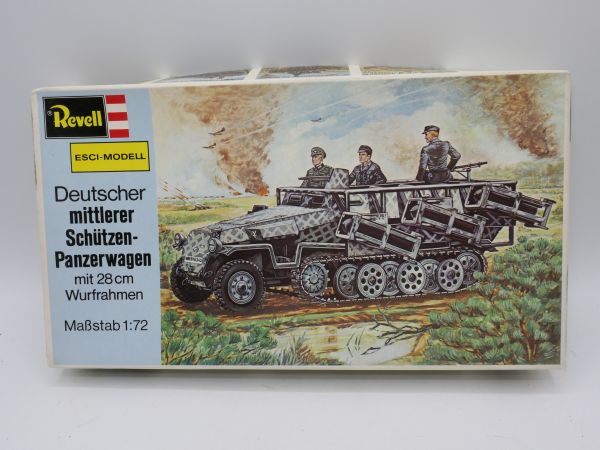 Revell 1:72 German medium armoured personnel carrier with 28 cm throwing frame