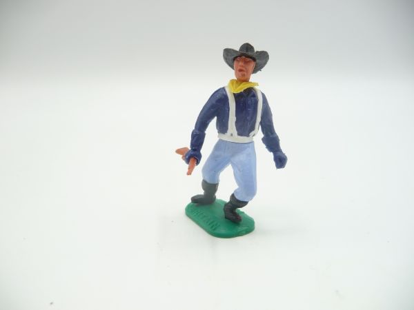 Timpo Toys Union Army Soldier with rifle in front
