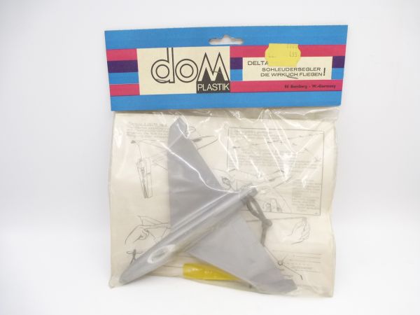 DOM Plastik Ejection glider "Delta" - orig. packaging, brand new
