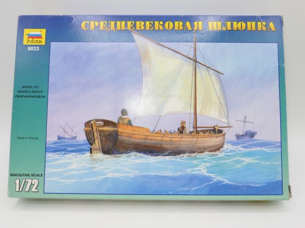 Zvezda 1:72 Medieval Life Boat, No. 9033 - OPV, on cast