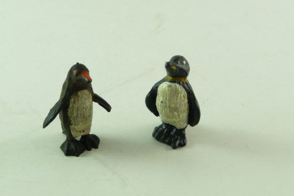 2 penguins / sulidas