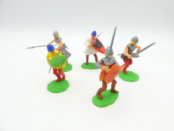 Elastolin 5,4 cm Group of Normans on foot (5 figures)