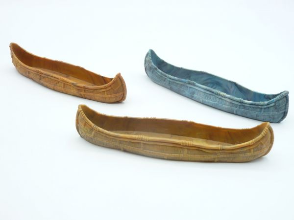 Britains Swoppets 3 canoes - nice colours, great as a supplement, holding pins mainly missing