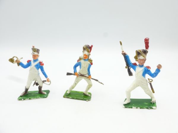 Dulcop 3 Napoleonic soldiers in different positions - see photos