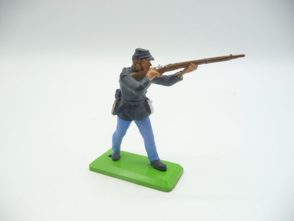 Britains Deetail Union Army soldier firing standing up, movable arm - brand new