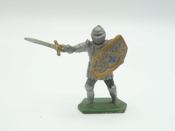 Lone Star Knight jabbing with sword + shield