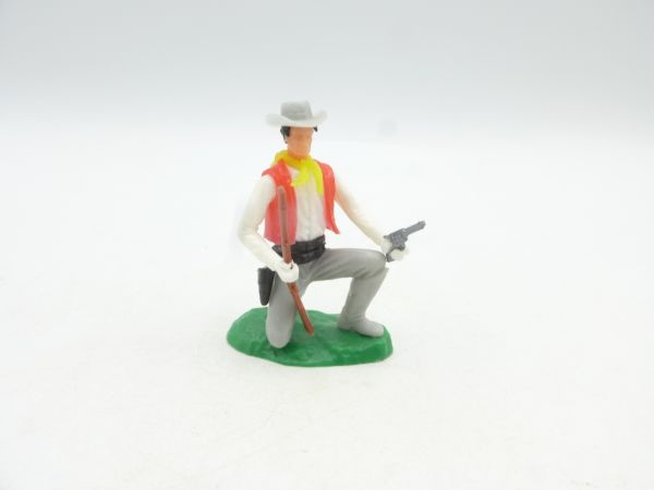 Elastolin 5,4 cm Cowboy kneeling with pistol + rifle - nice lower part