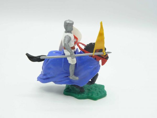 Timpo Toys Crusader 1st version riding with flag