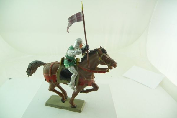 Starlux Knight with flag, FH 62055 - great painting