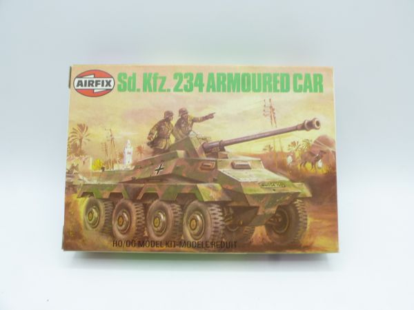 Airfix Sd Kfz 234 Armoured Car, No. 961311 - orig. packaging, parts at the casting