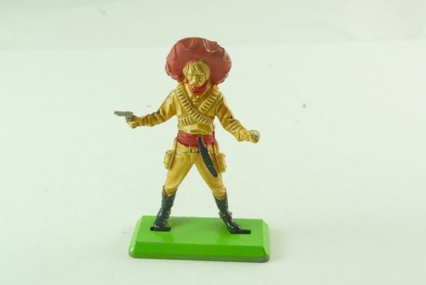 Britains Deetail Mexican standing, firing with 2 pistols forward