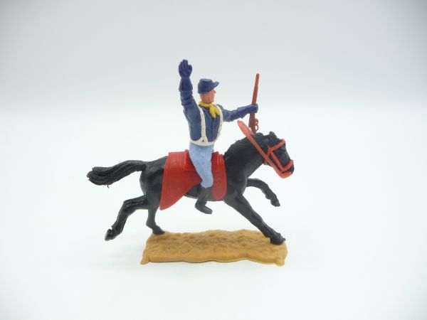 Timpo Toys Union Army Soldier 2nd version riding with rifle, arm raised